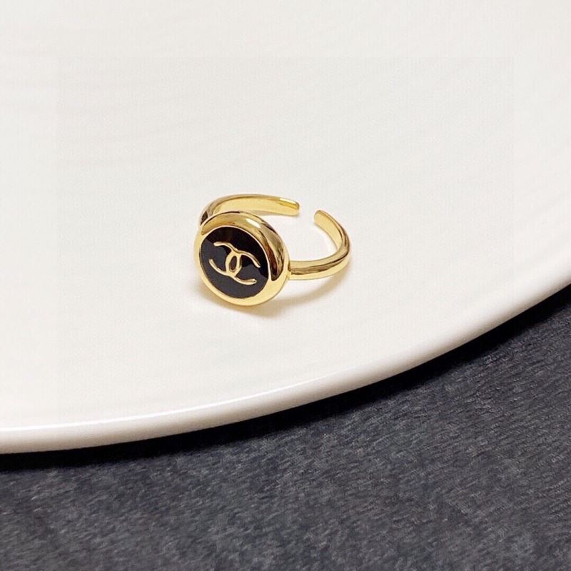 Ch*el rings